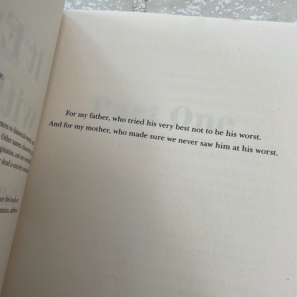 It ends with us book by colleen hoover - Picture 11 of 13